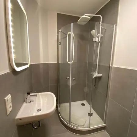 Zur Waldlust 2* Frankfurt am Main