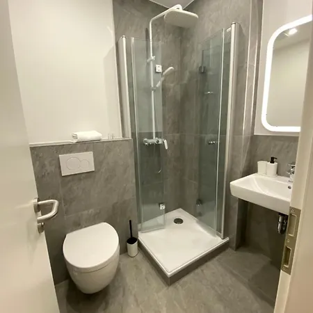 Zur Waldlust 2* Frankfurt am Main