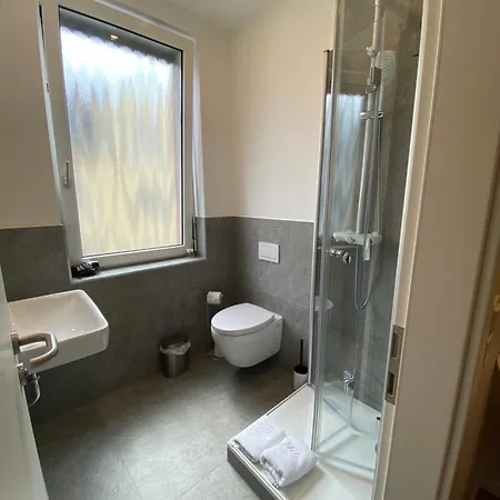 Hotel Zur Waldlust Frankfurt am Main